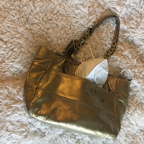 Coach gold genuine leather Madison Tribeca tote damaged - Picture 9 of 9